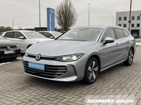Gebraucht VW Passat Elegance 193 PS (141 kW) 2024 Silber Limousine