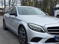 Gebraucht Mercedes C220 194 PS (142 kW) 2018 Silber Kombi