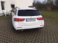 Gebraucht Mercedes E220 194 PS (142 kW) 2017 Weiß Kombi