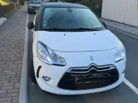 Gebraucht Citroën DS3 Chic 95 PS (69 kW) 2012 Weiß Kleinwagen