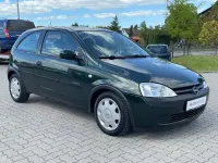 Second-hand Opel Corsa Comfort 90 CP (66 kW) 2001 Verde Hatchback