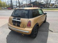 Second-hand Mini ONE 90 CP (66 kW) 2003 Galben Hatchback