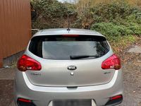 Second-hand Kia Ceed 128 CP (94 kW) 2014 Argintiu Hatchback