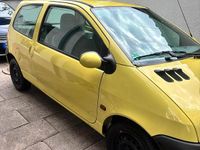 Gebraucht Renault Twingo 58 PS (42 kW) 2001 Gelb Kleinwagen