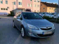 Gebraucht Opel Astra 2012 Grau Kombi