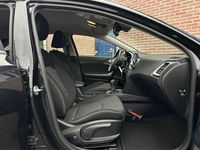 Gebraucht Kia Ceed 120 PS (88 kW) 2021 Schwarz Kleinwagen