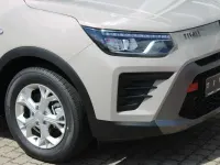 Neu KGM Tivoli 163 PS (119 kW) 2026 Latte greig SUV