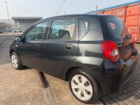 Gebraucht Chevrolet Aveo 84 PS (61 kW) 2011 Schwarz Kleinwagen