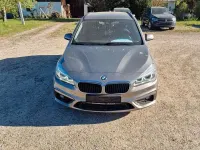 Gebraucht BMW 218 150 PS (110 kW) 2017 Platinsilber Van / Kleinbus