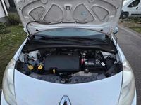 Gebraucht Renault Clio II 75 PS (55 kW) 2011 Weiß Kleinwagen