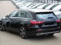 Gebraucht Mercedes C200 184 PS (135 kW) 2023 Ung. schwarz Kombi
