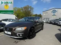 Gebraucht Volvo XC70 Summum 181 PS (133 kW) 2014 Braun Kombi