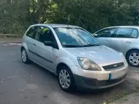 Gebraucht Ford Fiesta 60 PS (44 kW) 2006 Silber Kleinwagen