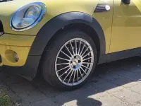Usata Mini Cooper 98 CV (72 kW) 2010 Giallo Utilitaria