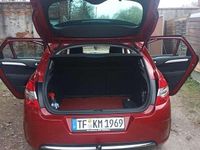 Gebraucht Citroën C4 SELECTION 95 PS (69 kW) 2014 Rot Kleinwagen
