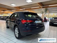 Gebraucht Audi Q3 Basis 150 PS (110 kW) 2019 Blau SUV