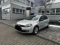 Gebraucht VW Golf VI 105 PS (77 kW) 2012 Grau Kleinwagen