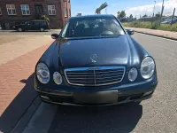 Gebraucht Mercedes E220 150 PS (110 kW) 2004 Schwarz Limousine