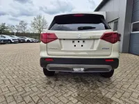 Neu Suzuki Vitara Comfort+ 110 PS (80 kW) 2026 Savannah ivory metallic savannah ivory metallic SUV