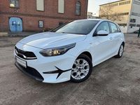 Gebraucht Kia Ceed Edition 7 120 PS (88 kW) 2022 Weiß Kleinwagen
