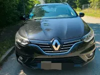 Gebraucht Renault Mégane IV Play 132 PS (97 kW) 2017 Schwarz Limousine