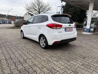 Gebraucht Kia Carens Edition 7 135 PS (99 kW) 2014 Weiß Van / Kleinbus