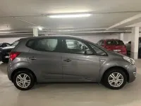 Gebraucht Hyundai ix20 90 PS (66 kW) 2013 Grau Kleinwagen