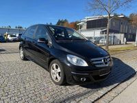 Gebraucht Mercedes B200 140 PS (102 kW) 2009 Schwarz Van / Kleinbus