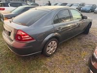 Gebraucht Ford Mondeo Titanium 125 PS (91 kW) 2005 Blau Limousine