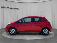 Gebraucht Toyota Yaris Comfort 99 PS (72 kW) 2014 Rot Kleinwagen