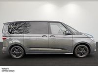Second-hand VW Multivan Life 150 CP (110 kW) 2025 Negru Monovolum