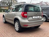 Gebraucht Skoda Yeti Active 105 PS (77 kW) 2014 Beige SUV