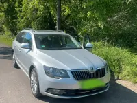 Gebraucht Skoda Superb 200 PS (147 kW) 2014 Silber Kombi