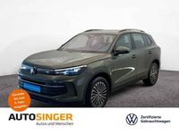 Gebraucht VW Tiguan Life 204 PS (150 kW) 2024 Grün SUV