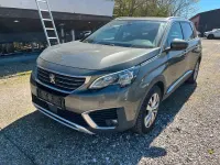 Gebraucht Peugeot 5008 Allure 131 PS (96 kW) 2019 Grün SUV