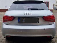 Gebraucht Audi A1 Attraction 105 PS (77 kW) 2010 Silber Kleinwagen
