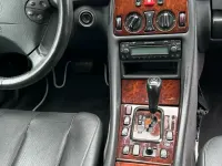 Gebraucht Mercedes CLK230 199 PS (146 kW) 1999 Schwarz Cabrio