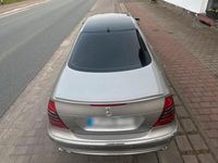 Second-hand Mercedes E240 177 CP (130 kW) 2005 Gri Berlinǎ