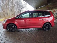 Gebraucht VW Touran Style 140 PS (102 kW) 2012 Rot Van / Kleinbus