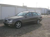 Gebraucht Mercedes E320 Avantgarde 224 PS (164 kW) 2009 Indiumgrau  metalliclack Kombi