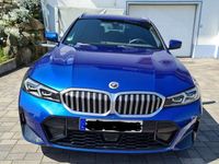 gebraucht BMW 330 i XDrive Touring M Sportpaket in M Portimao Blau TOP