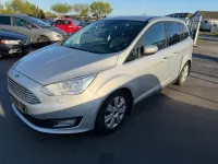 Używany Ford Grand C-Max Titanium 120 KM (88 kW) 2017 Srebrny Minivan