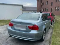 Gebraucht BMW 318 143 PS (105 kW) 2009 Blau Limousine