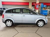 Usata Audi A2 75 CV (55 kW) 2004 Blu Utilitaria