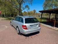 Second-hand Mercedes C220 Avantgarde 170 CP (125 kW) 2012 Argintiu Berlinǎ