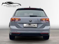 Gebraucht VW Passat Business 122 PS (89 kW) 2023 Grau Limousine
