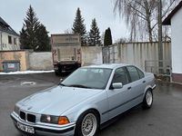 Gebraucht BMW 320 150 PS (110 kW) 1998 Silber Limousine