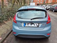 Gebraucht Ford Fiesta Trend 82 PS (60 kW) 2009 Silber Kleinwagen