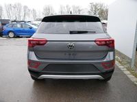 Neu VW T-Roc Style 150 PS (110 kW) 2025 Deepblack perleffekt SUV