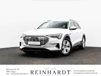 Gebraucht Audi e-tron Comfort 300 kW (408 PS) 2022 Gletscherweiß metallic SUV